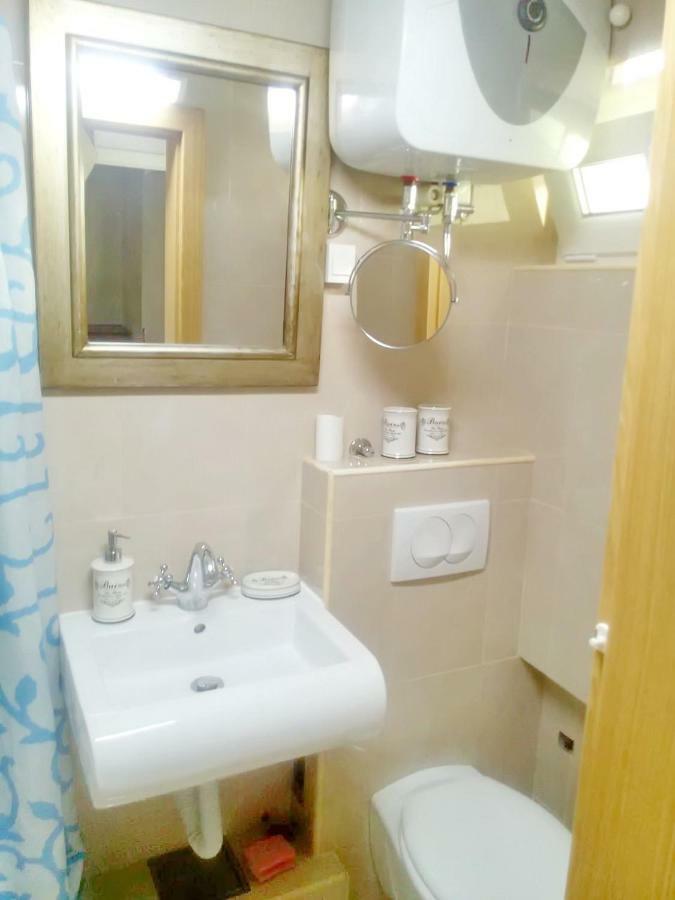 Apartment Rita Ston Luaran gambar