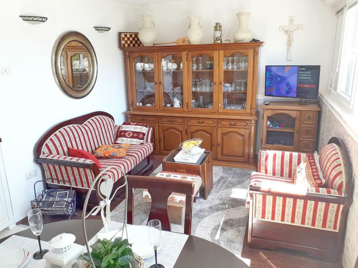 Apartment Rita Ston Luaran gambar